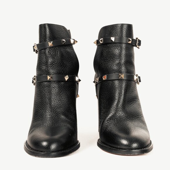 Valentino Garavani Rockstud Pebbled Leather Black Ankle Boots - Picture 2 of 11